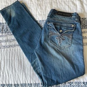 ROCK REVIVAL SKINNY JEANS